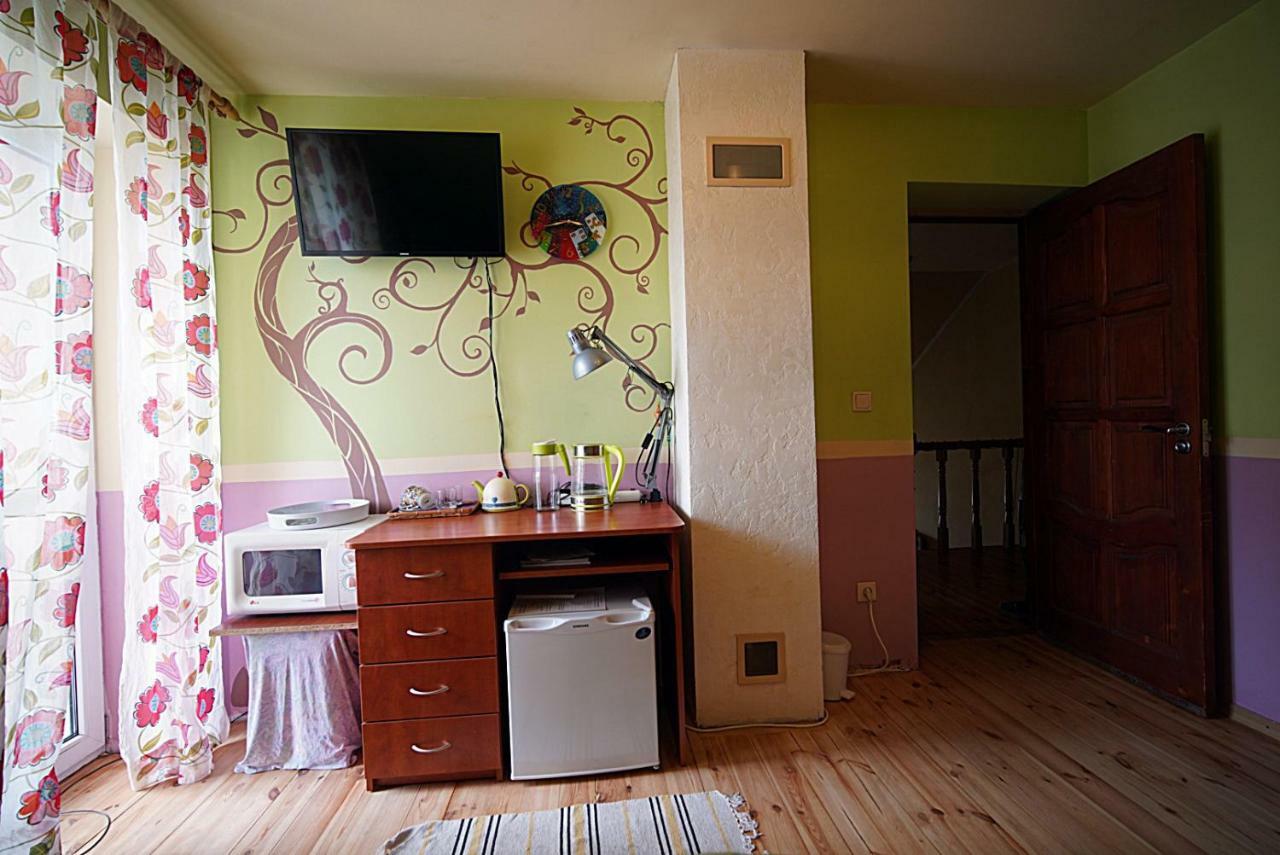 Maria Bed and Breakfast Kiev Exteriör bild