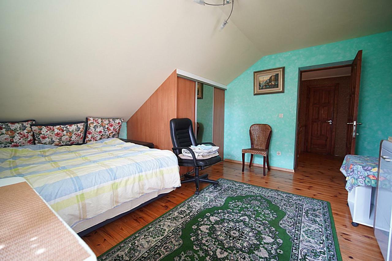 Maria Bed and Breakfast Kiev Exteriör bild